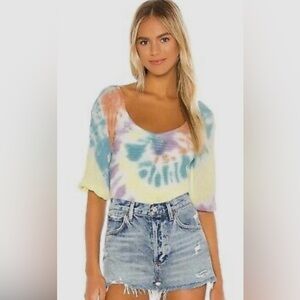 Chaser tie-dye cropped blouse in great condition!​​​​